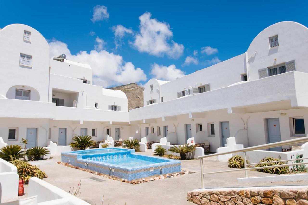Odysseas 3* Perivolos (Santorini)